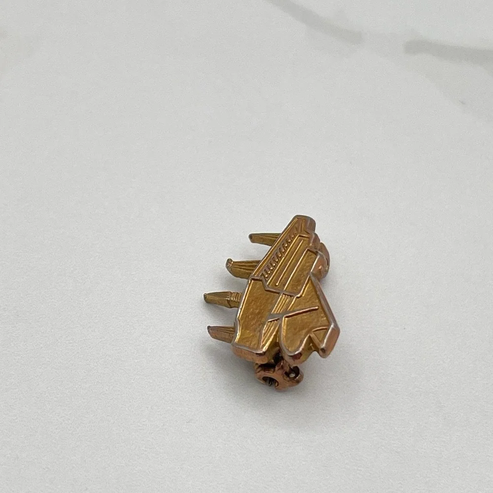 Vintage Grand Piano Brooch Pin Gold Tone Music Instrument Novelty Mini Lapel Y2K